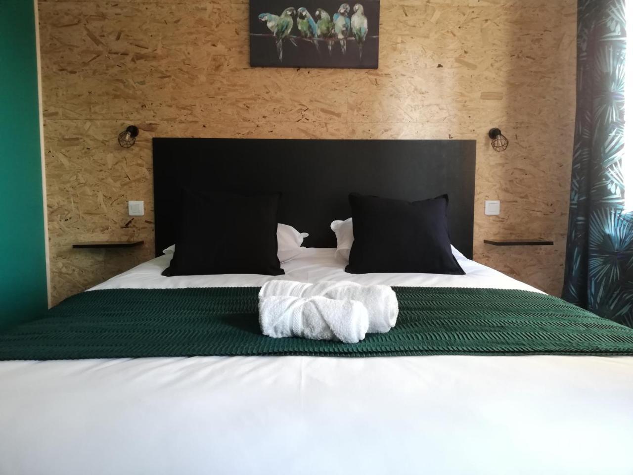 نيورْ L'Angely - Chambres D'Hotes المظهر الخارجي الصورة